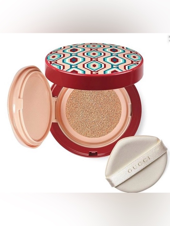 Gucci Other - Gucci Limited-Edition Cushion De Beauté SPF Foundation in Shade 03